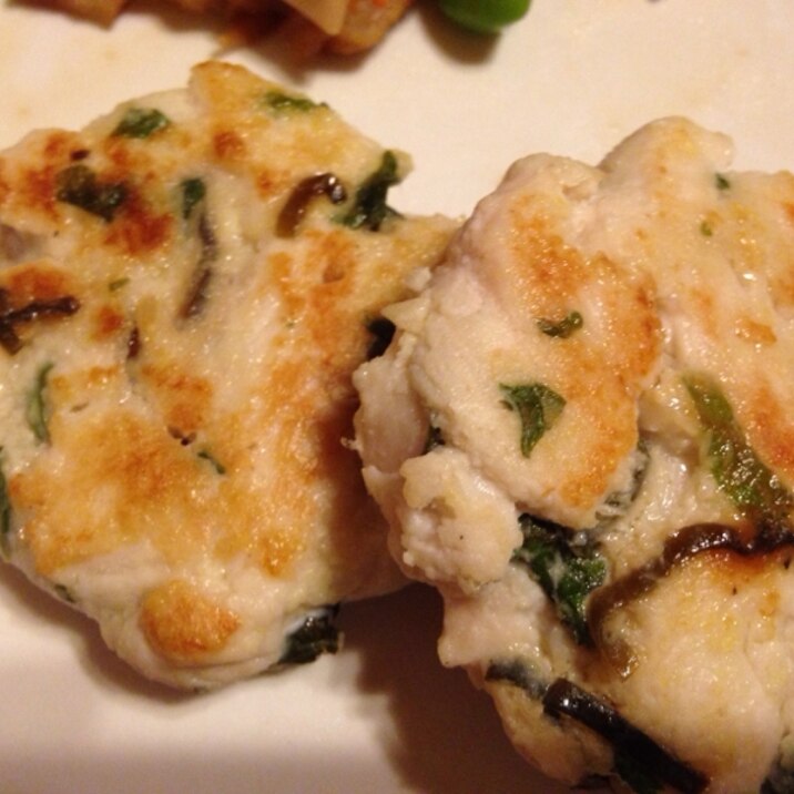 鶏肉のしそ昆布丸め焼き レシピ 作り方 By Tommeg12 楽天レシピ